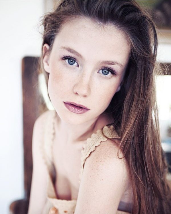  Emily Bloom I Photo Collection 970 Includes Bonus Vids JBBooks