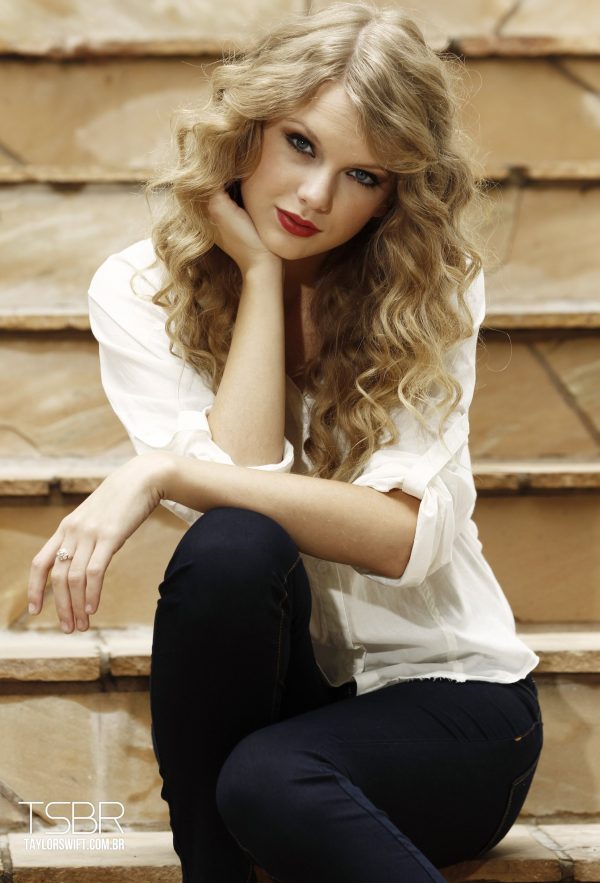 Taylor Swift Pack Photo Collection