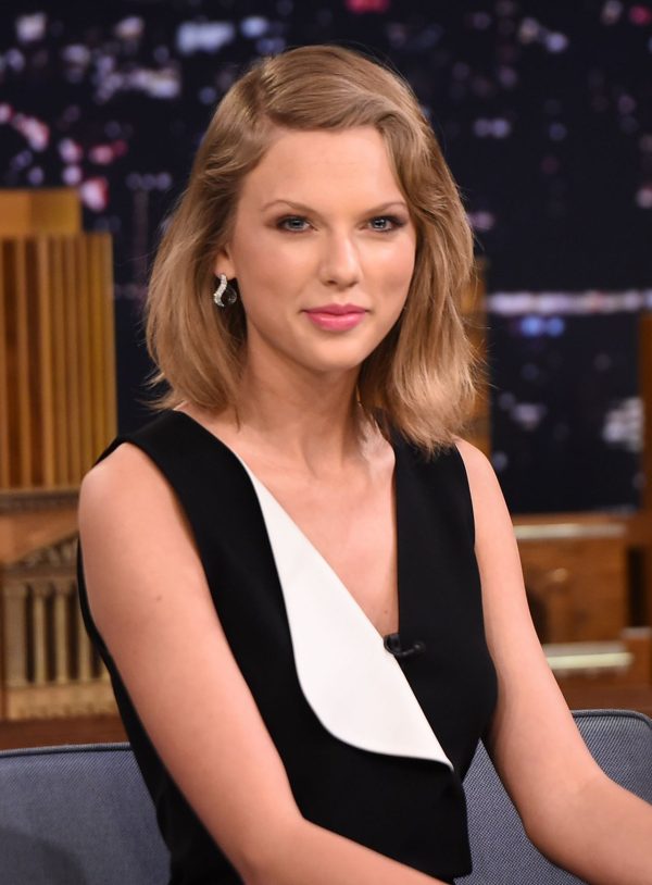 Taylor Swift Pack Photo Collection