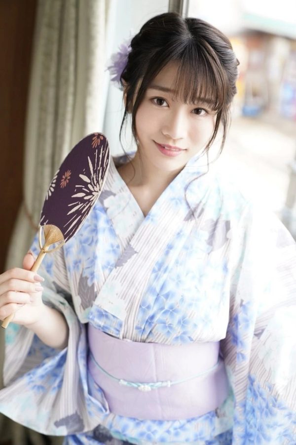 Saika Kawakita Pack Photo Collection